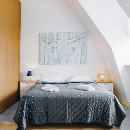 Apartment Dream - Art Gallery Family With 2 Bathrooms Tallinn