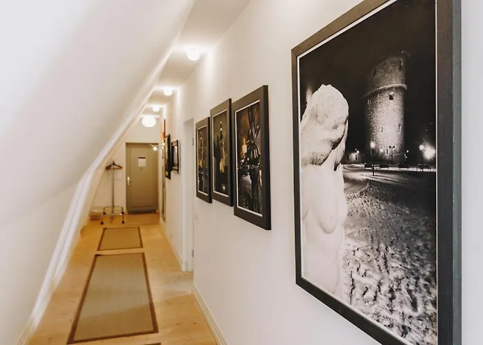 Dream - Art Gallery Family With 2 Bathrooms