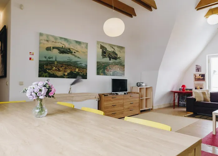 Dream - Art Gallery Family With 2 Bathrooms